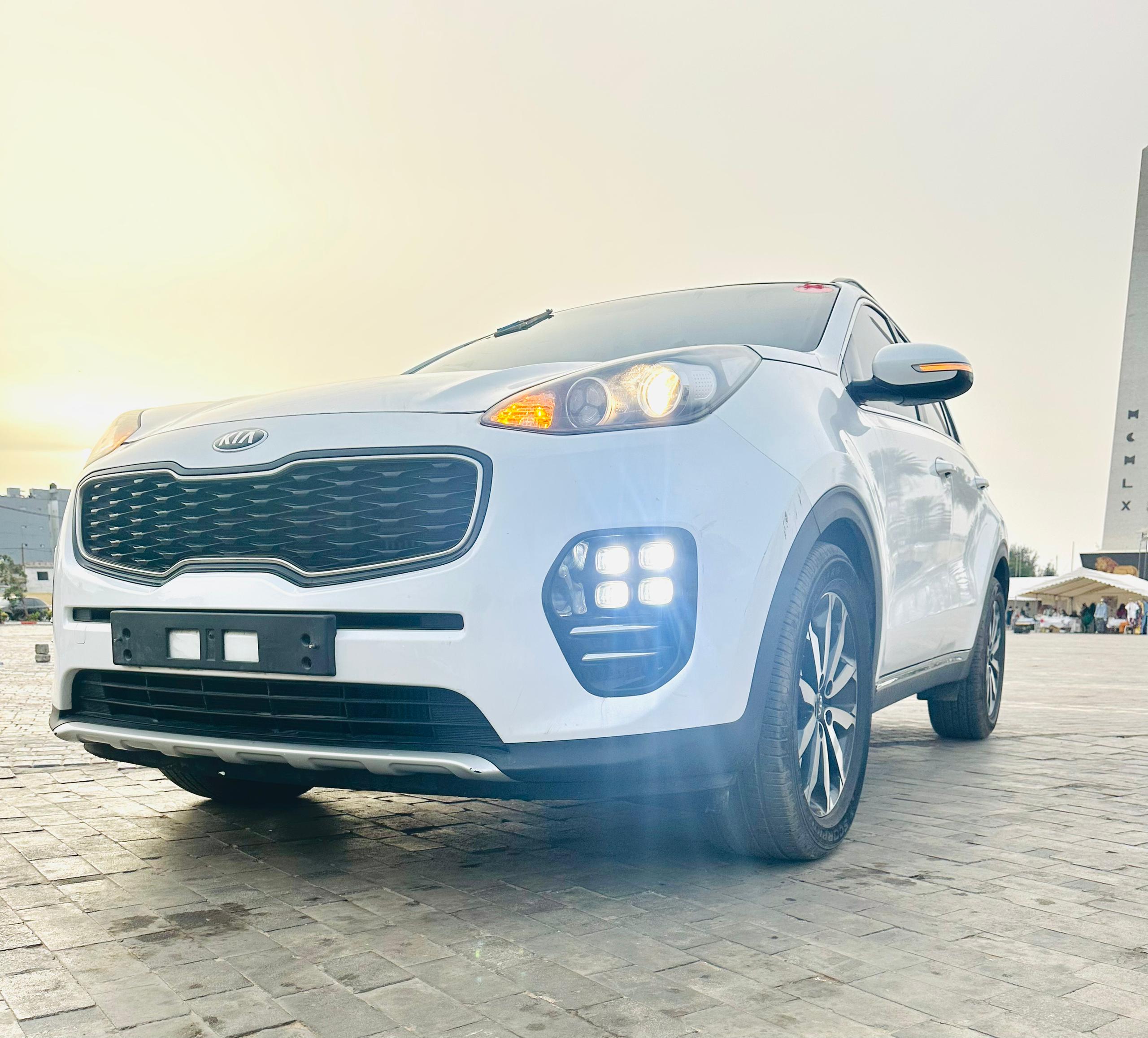 KIA SPORTAGE