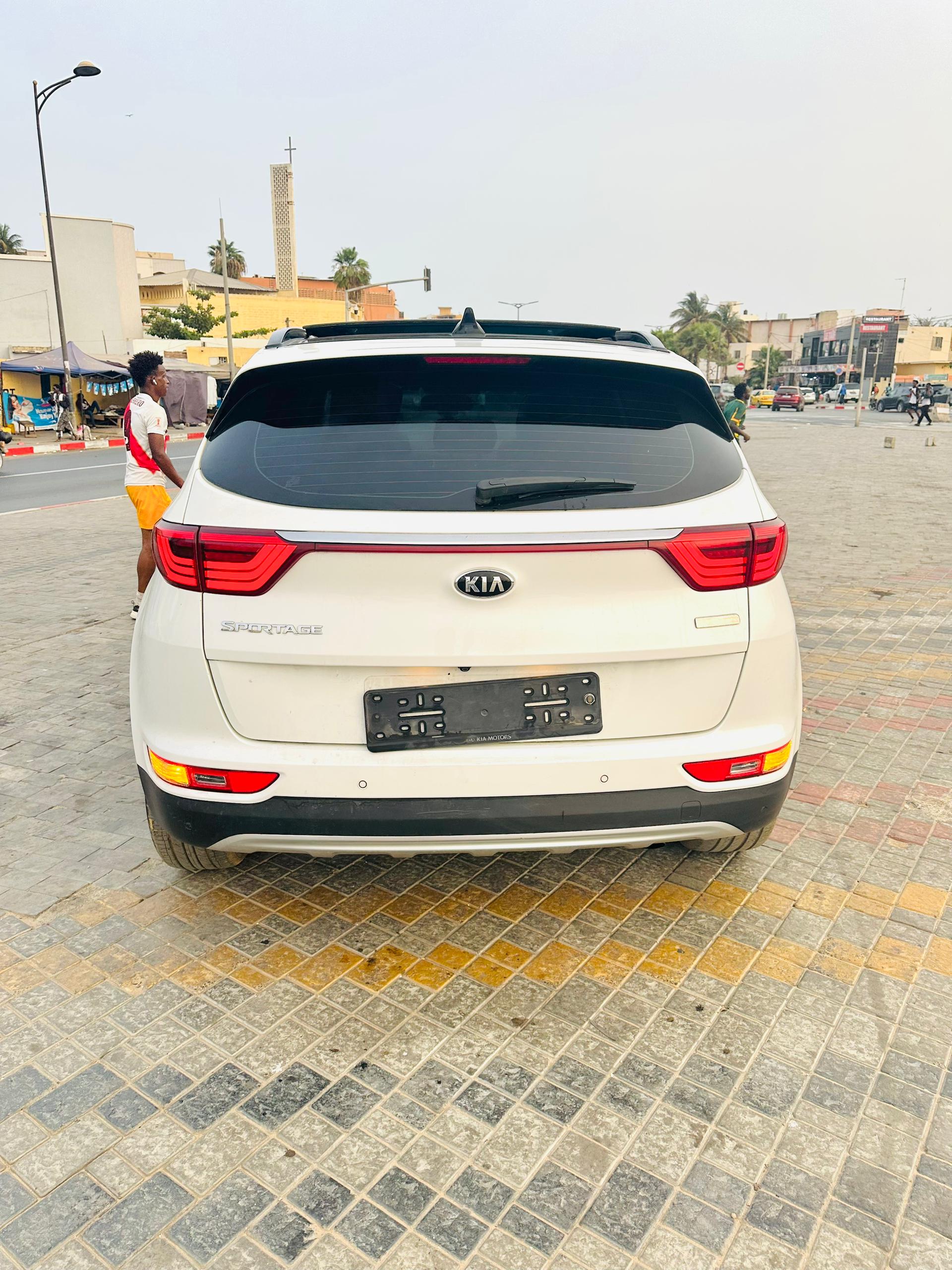 KIA SPORTAGE
